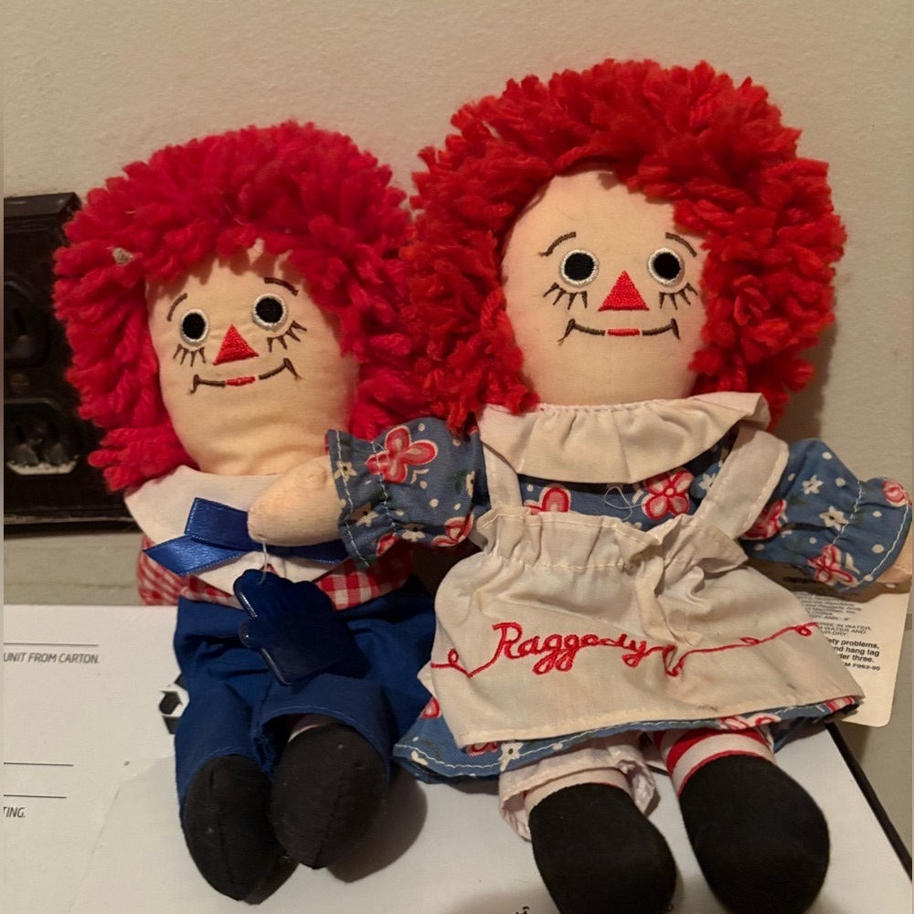 HollyHobby Dolls RaggedyAnn & AndyDolls Collection Not separating. 48 + yrs